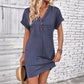 👗🌺 50% RABATT! Frauen modisches Kleid mit einfarbiger Knopfleiste & Nackenrollen-Hülle – Elegant, zeitlos & perfekt für festliche Anlässe ✨
